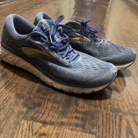 Brooks Shoes Mens Brooks Tennis Shoes Poshmark